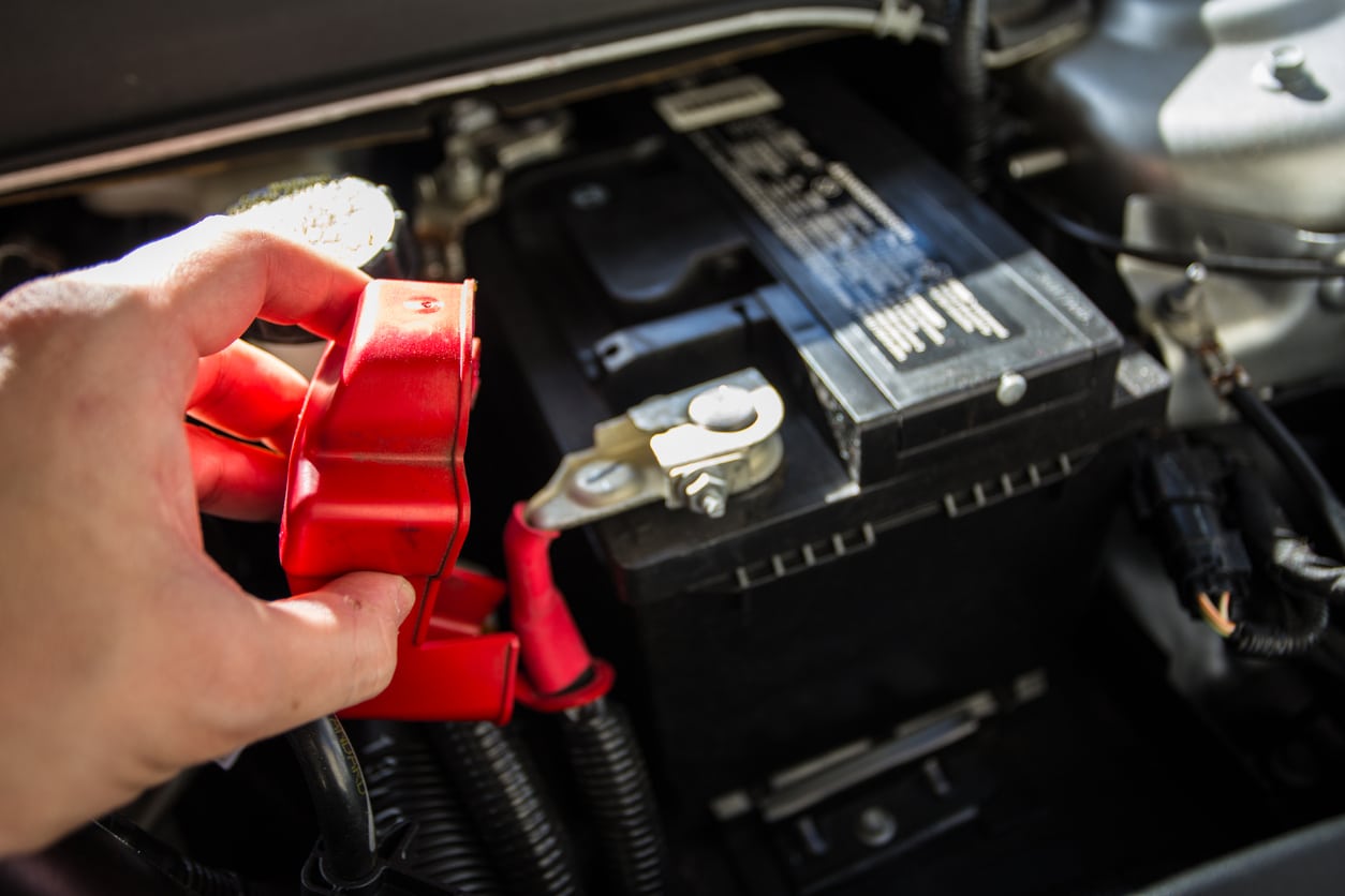 How to Clean the Electrical Parts of Your Car